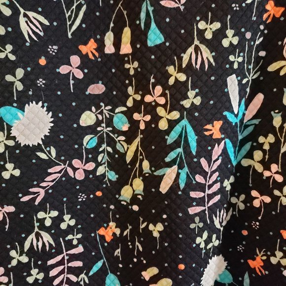 LulaRoe Cassie Pencil Skirt in Black and Floral: L - Picture 2 of 6